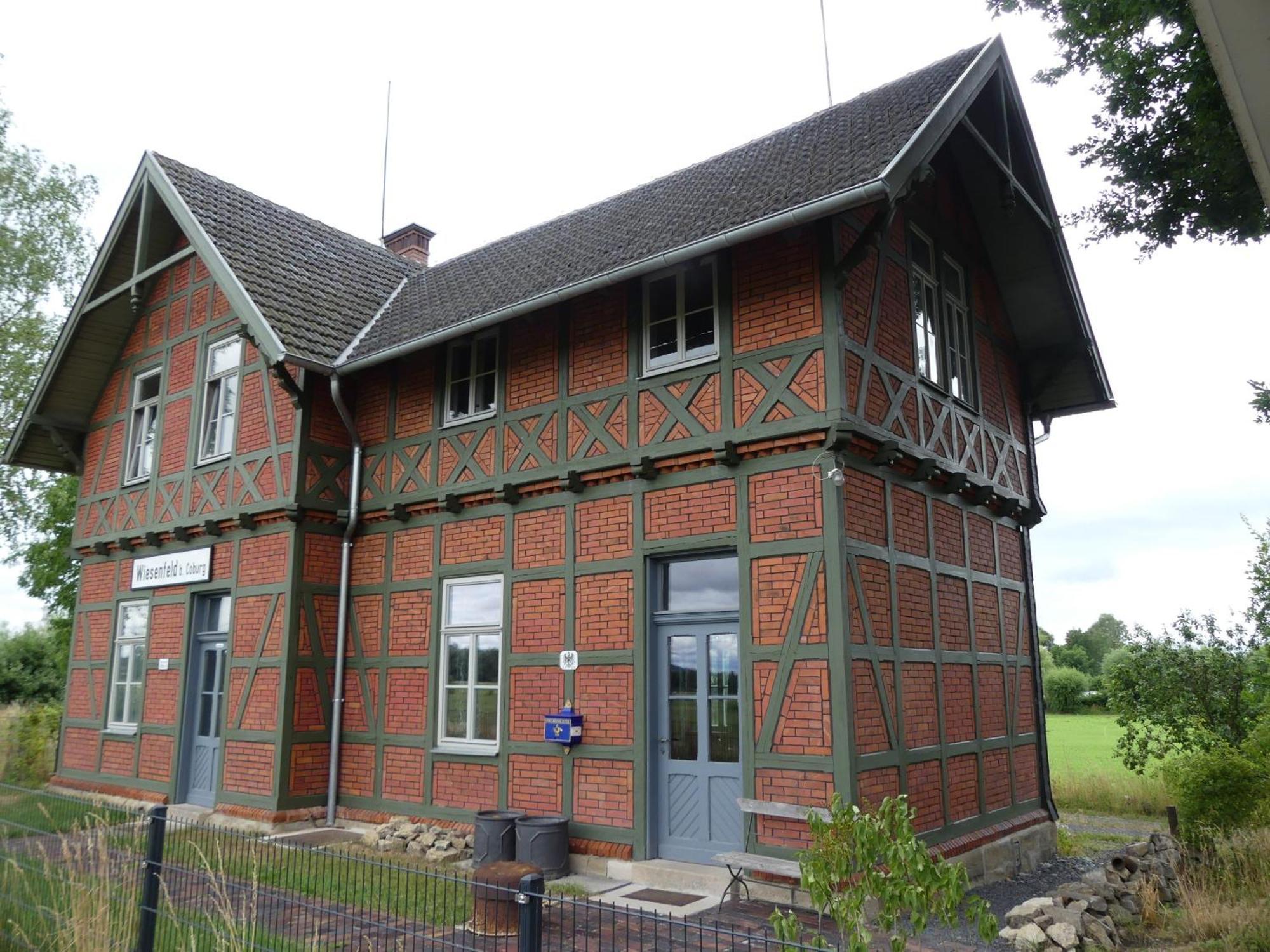 Ferienwohnung Bahnhof 1892 Meeder Dış mekan fotoğraf